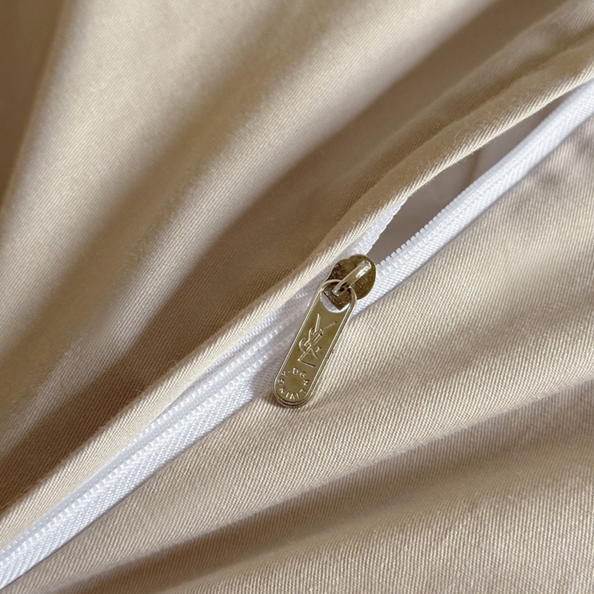 91家纺网 家纺一手货源 找家纺 宜代光年 2026新款全棉纯棉60S水洗棉三层纱色织提花四件套系列（经典保留花型） 繁花-咖