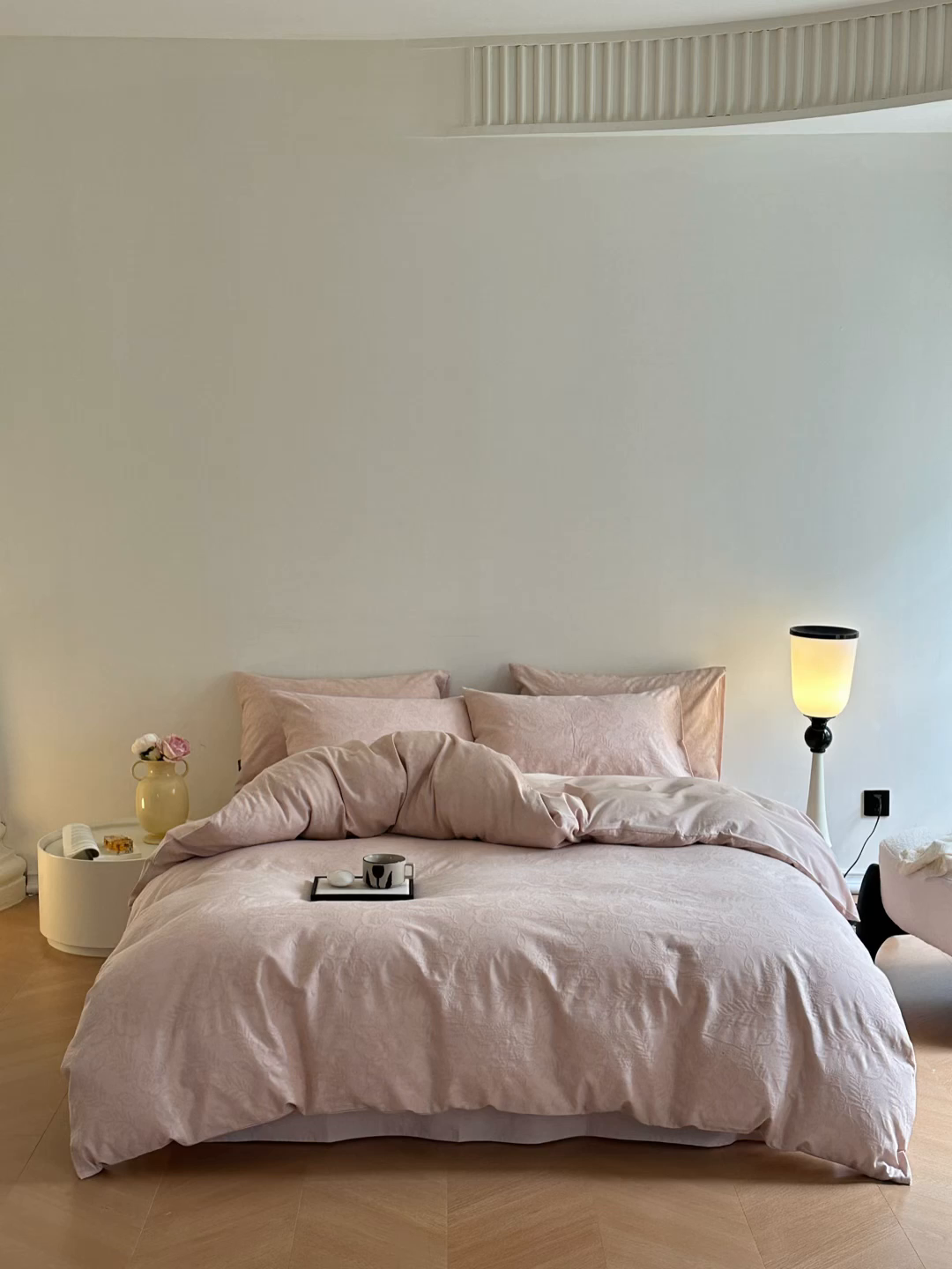 91家纺网 家纺一手货源 找家纺 宜代光年 2026新款全棉纯棉60S水洗棉三层纱色织提花四件套系列（经典保留花型） 海棠