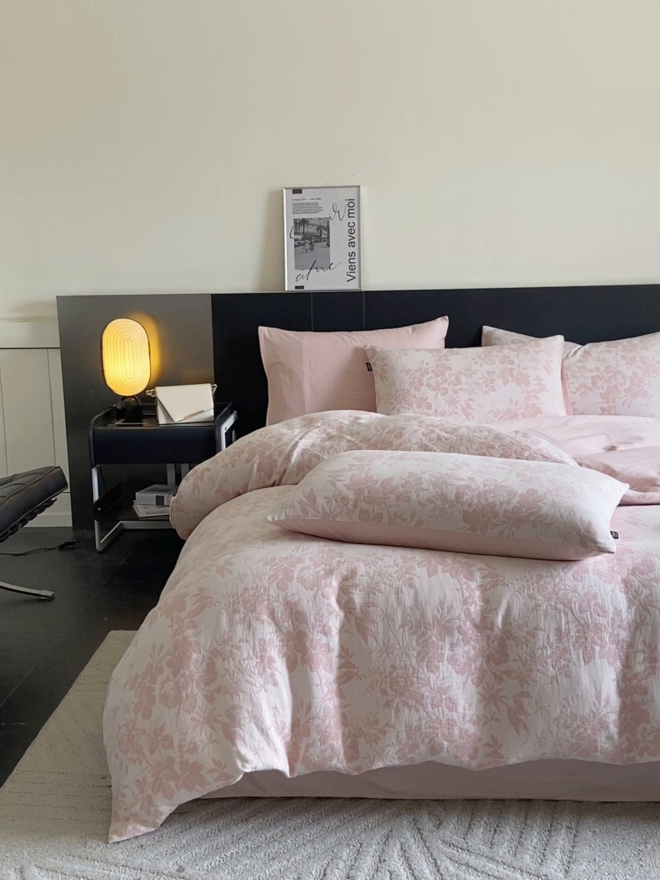 91家纺网 家纺一手货源 找家纺 （总）宜代光年 2026新款全棉纯棉60S水洗棉三层纱色织提花四件套系列（经典保留花型）