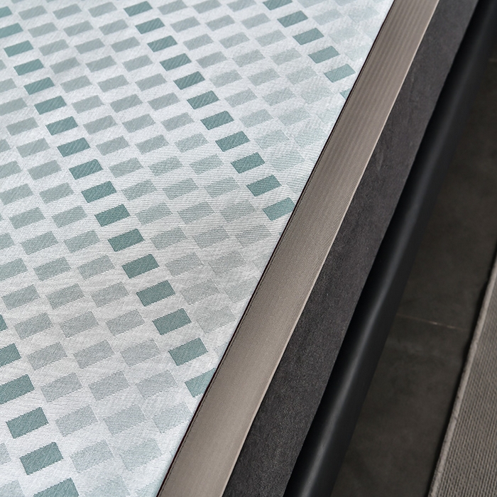 91家纺网 家纺一手货源 找家纺 小牛席业 2026新款超精密冰丝席席子-矩阵方格系列 超精密凉感冰丝席系列（矩阵方格浅绿）