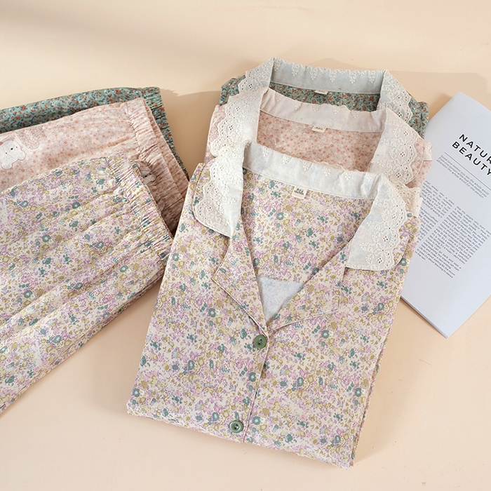 91家纺网 家纺一手货源 找家纺 洛兰沙家居馆 2026春季新品甜美森系纯棉碎花宽松睡衣长袖蕾丝花边拼接款家居服 粉色花园