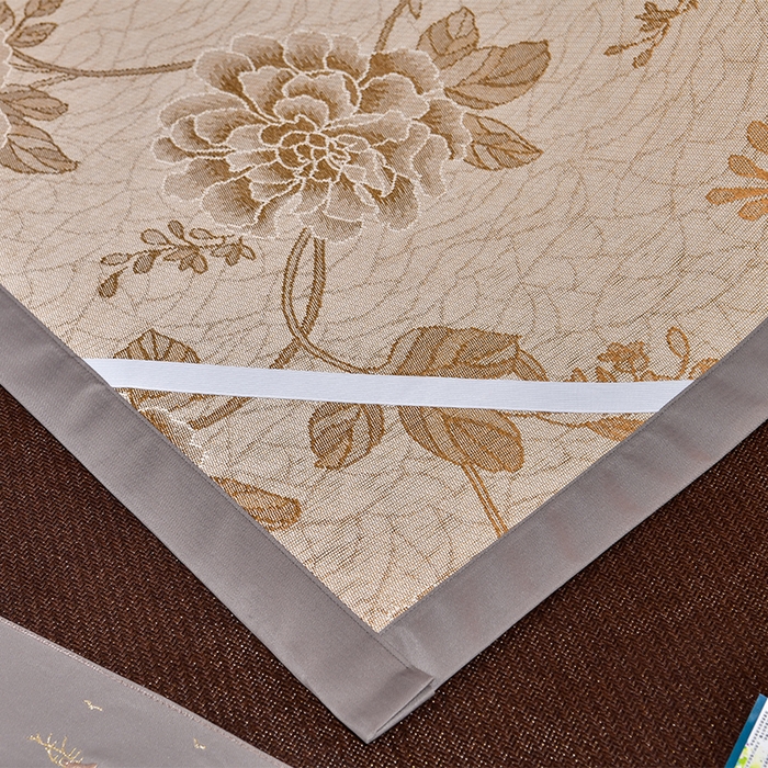 91家纺网 家纺一手货源 找家纺 小牛席业 2026新款丛林小鹿绣花清凉-双面席系列 丛林小鹿-绣花清凉席（黑咖）