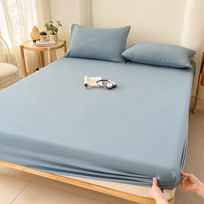 91家纺网 家纺一手货源 找家纺 梦卓家纺 2026新款ins纯色系列亲肤水洗棉床笠 雾蓝