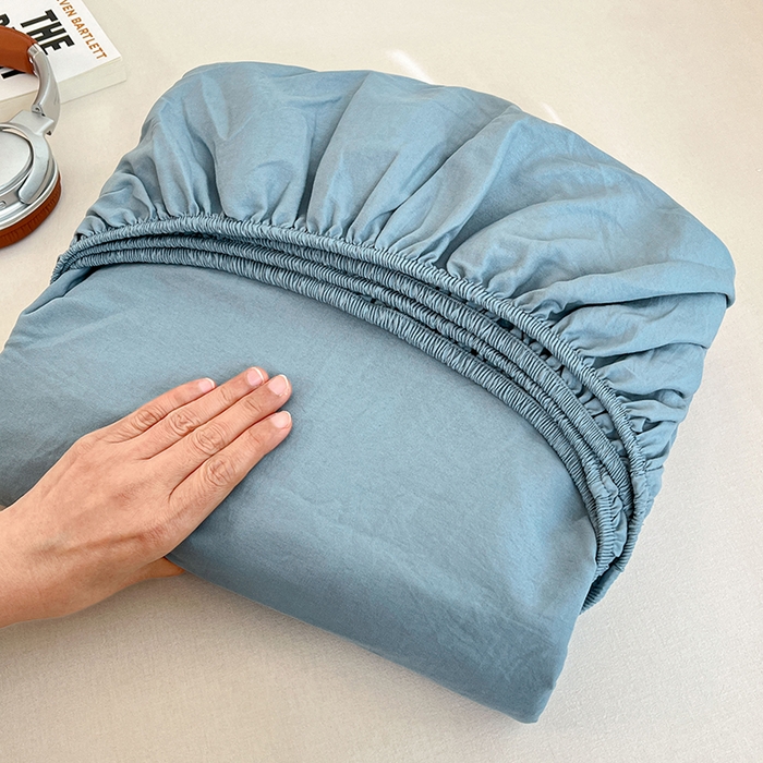 91家纺网 家纺一手货源 找家纺 梦卓家纺 2026新款ins纯色系列亲肤水洗棉床笠 雾蓝