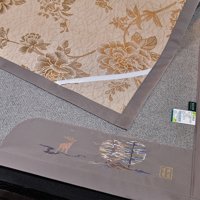 91家纺网 家纺一手货源 找家纺 小牛席业 2026新款丛林小鹿绣花清凉-双面席系列 丛林小鹿-绣花清凉席（灰色）