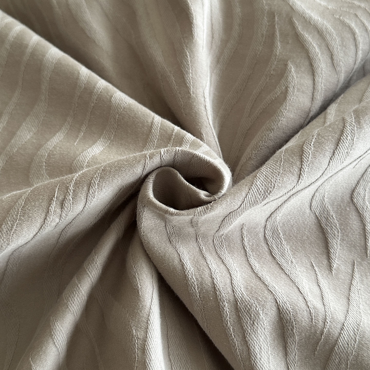 91家纺网 家纺一手货源 找家纺 宜代光年 2026年新款全棉纯棉厚织提花四件套系列（第一批花型） 画谷