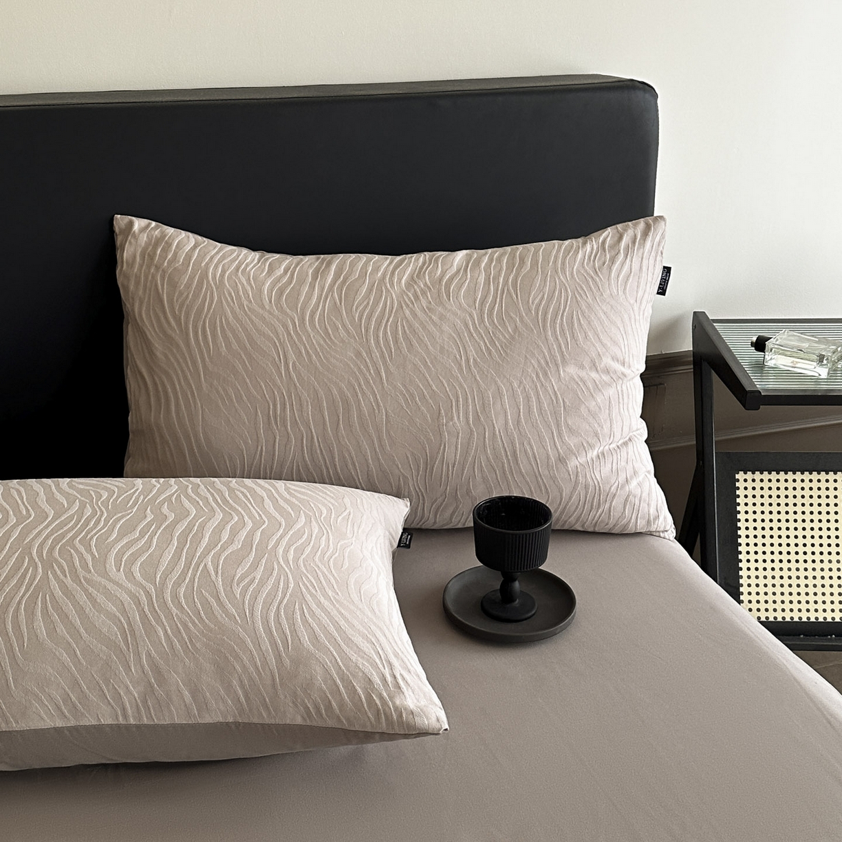 91家纺网 家纺一手货源 找家纺 宜代光年 2026年新款全棉纯棉厚织提花四件套系列（第一批花型） 画谷