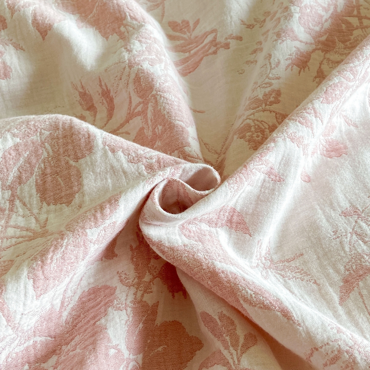 91家纺网 家纺一手货源 找家纺 （总）宜代光年 2026新款60S水洗棉全棉纯棉三层纱色织提花单被套被套单件