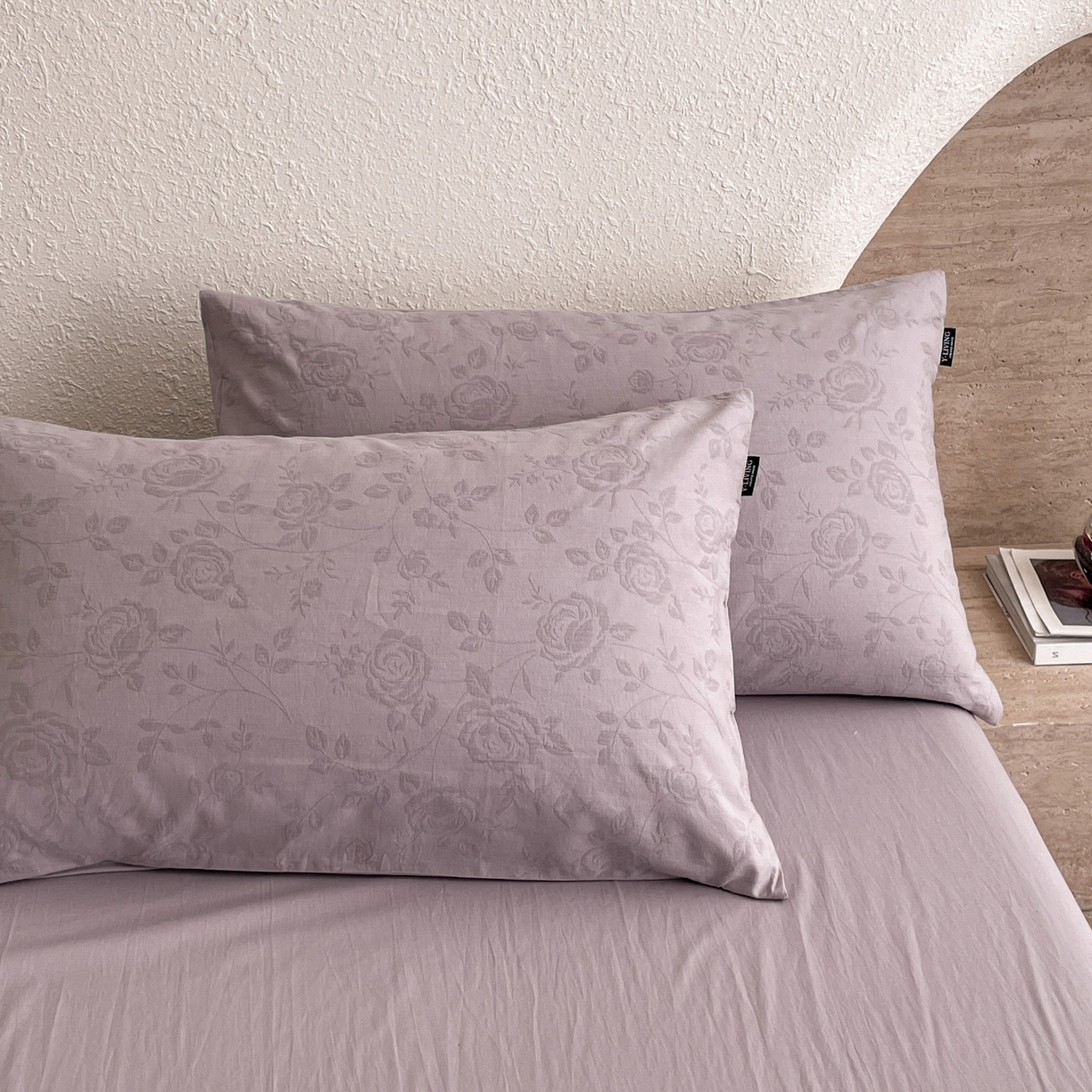 91家纺网 家纺一手货源 找家纺 宜代光年 2026新款60S水洗棉全棉纯棉三层纱色织提花单被套被套单件 陌上花开-紫