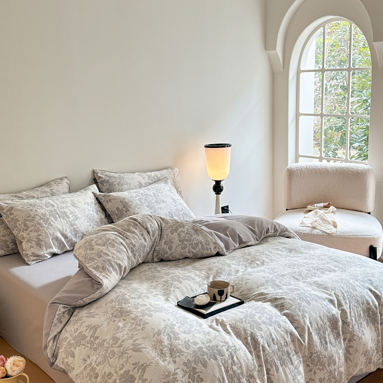 91家纺网 家纺一手货源 找家纺 宜代光年 2026新款60S水洗棉全棉纯棉三层纱色织提花单被套被套单件 繁花-灰