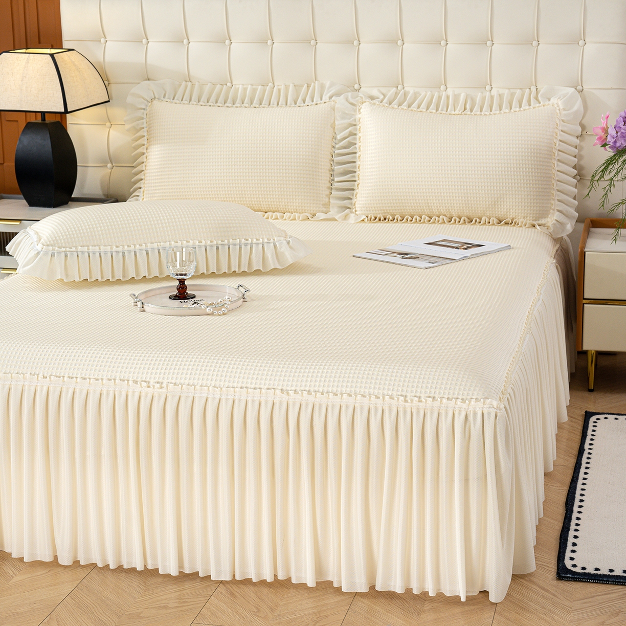 91家纺网 家纺一手货源 找家纺 归属 2026新款冰豆豆床裙款凉席凉豆豆长裙款凉席 米白