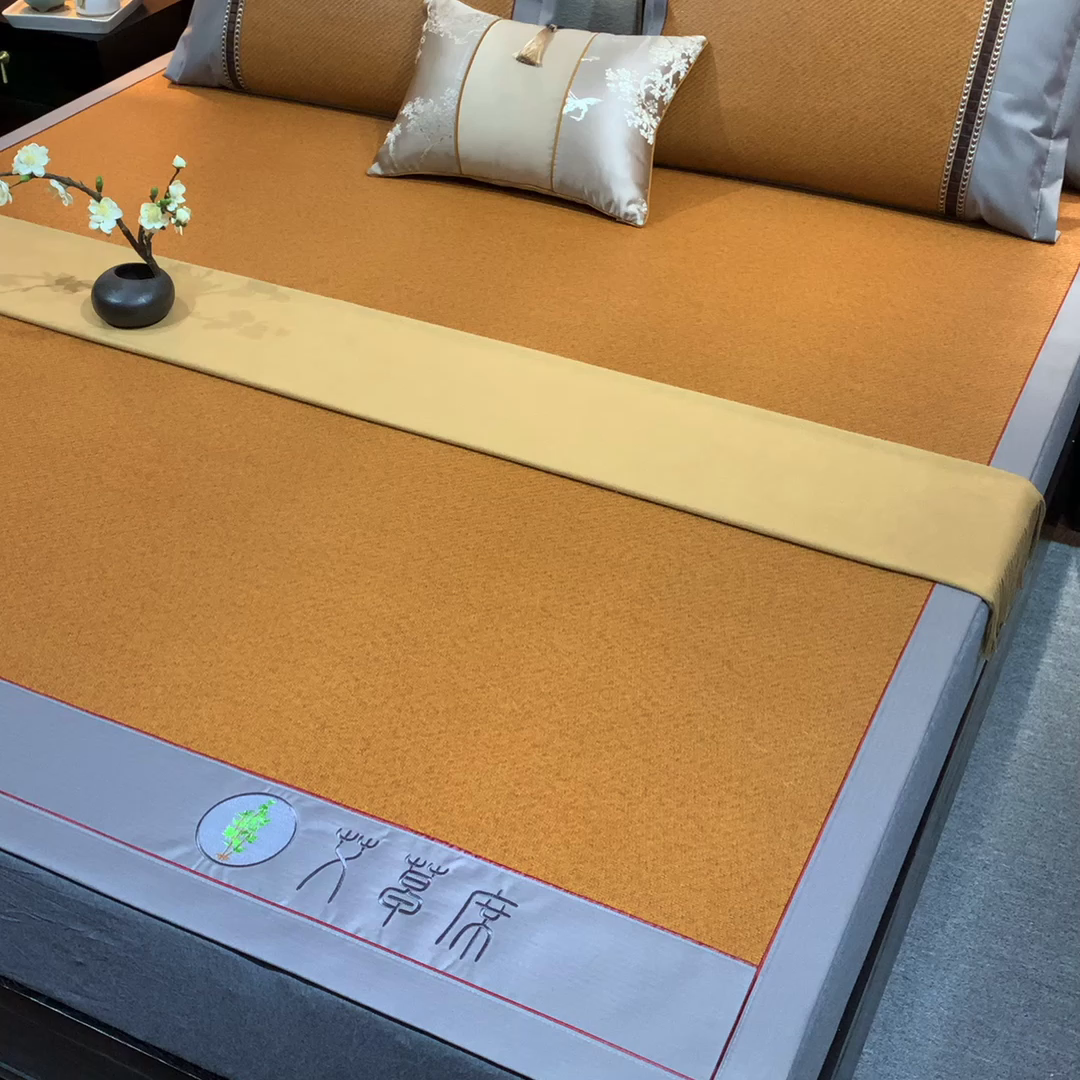 91家纺网 家纺一手货源 找家纺 小牛席业 2026新款加厚款-经典艾草养生席系列 艾草席-红棕（新角度）