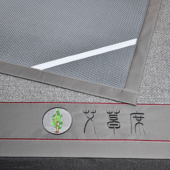 91家纺网 家纺一手货源 找家纺 小牛席业 2026新款加厚款-经典艾草养生席系列 艾草席-灰色