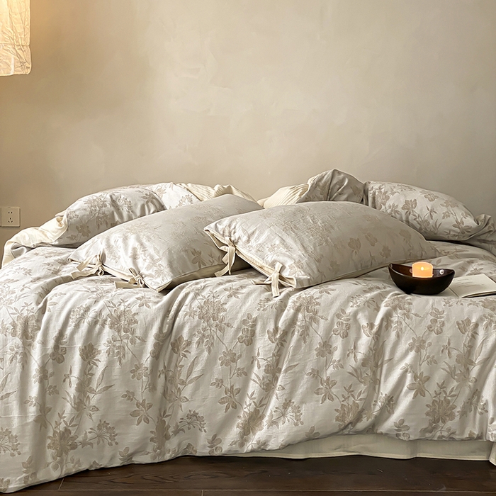 91家纺网 家纺一手货源 找家纺 宜代光年 2026新款棉麻人字纹提花四件套系列 枝蔓