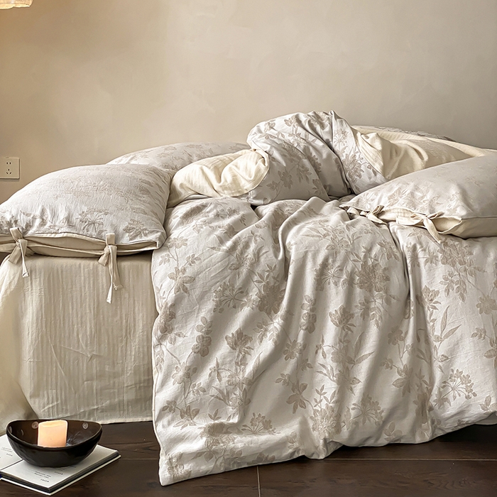 91家纺网 家纺一手货源 找家纺 宜代光年 2026新款棉麻人字纹提花四件套系列 枝蔓