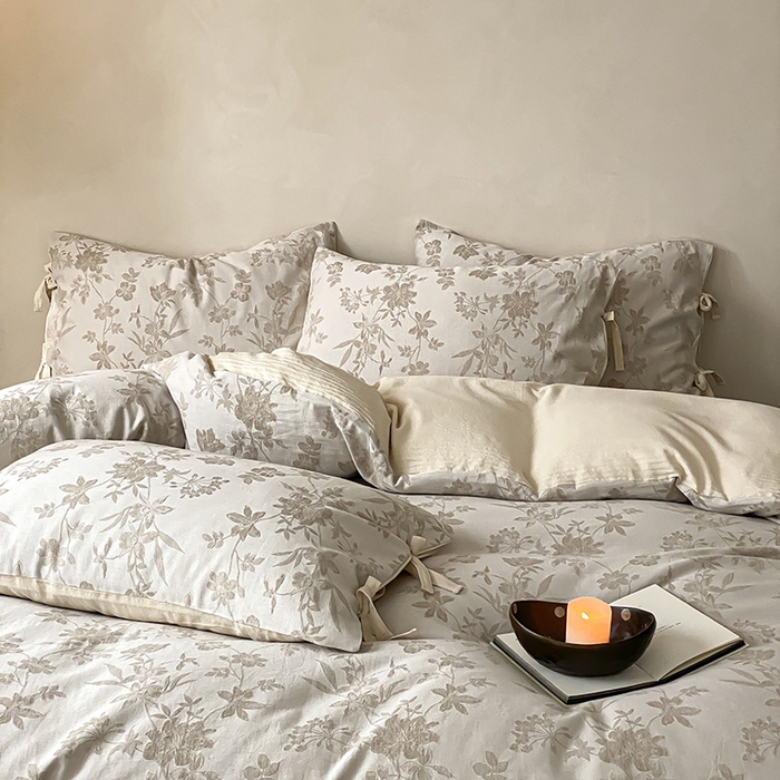 91家纺网 家纺一手货源 找家纺 宜代光年 2026新款棉麻人字纹提花四件套系列 枝蔓