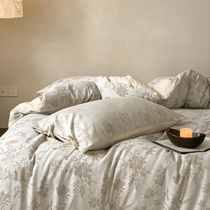 91家纺网 家纺一手货源 找家纺 宜代光年 2026新款棉麻人字纹提花四件套系列 枝蔓