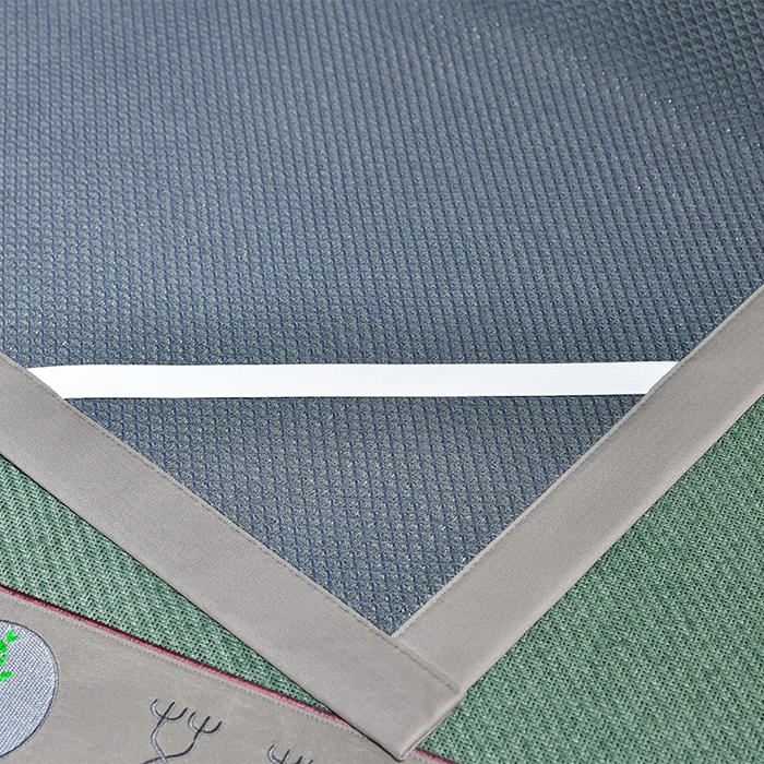 91家纺网 家纺一手货源 找家纺 小牛席业 2026新款加厚款-经典艾草养生席系列 艾草席-墨绿（新角度）