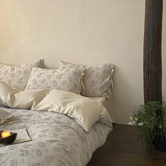 91家纺网 家纺一手货源 找家纺 宜代光年 2026新款棉麻人字纹提花四件套系列 松野