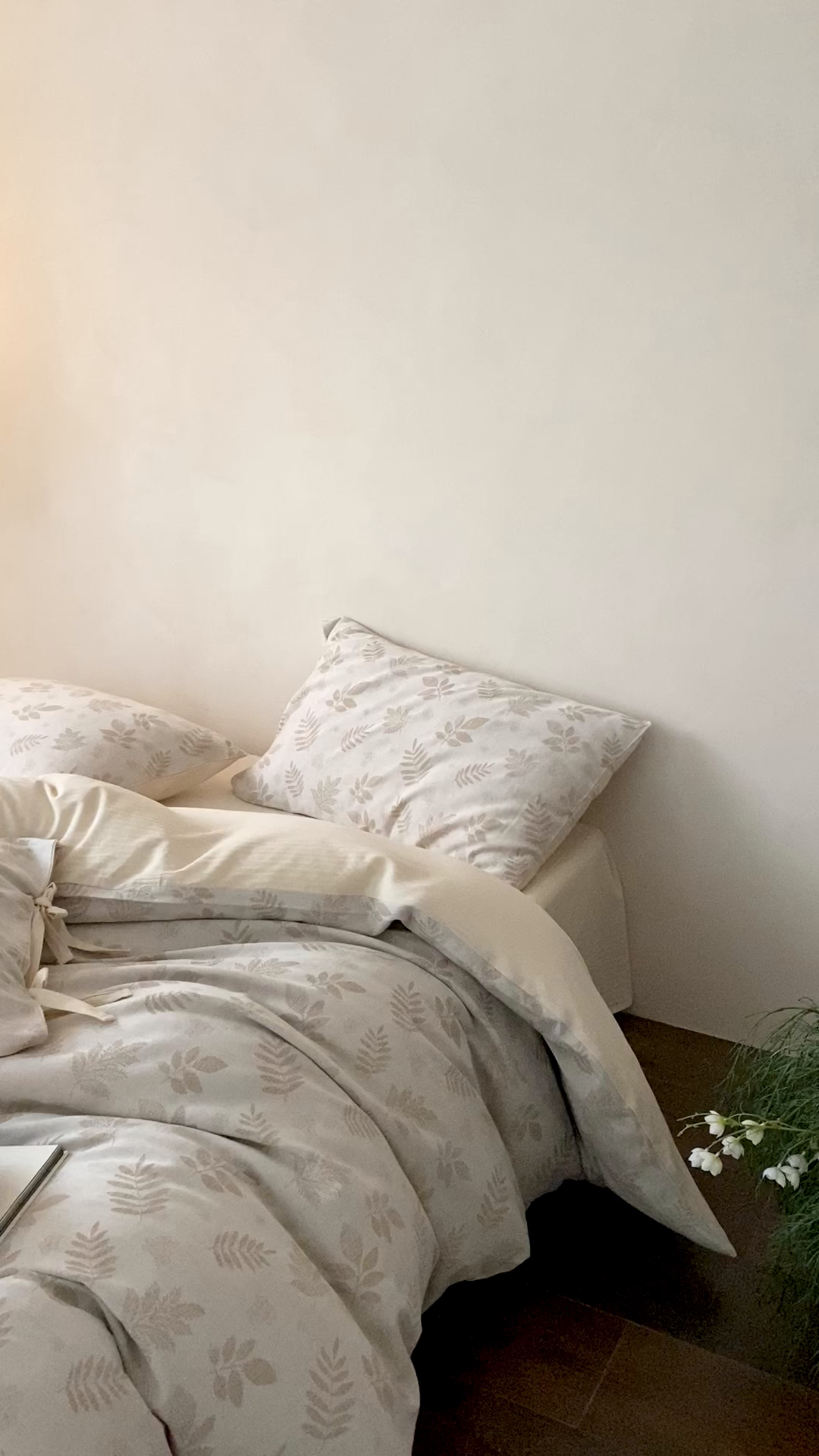 91家纺网 家纺一手货源 找家纺 宜代光年 2026新款棉麻人字纹提花四件套系列 松野