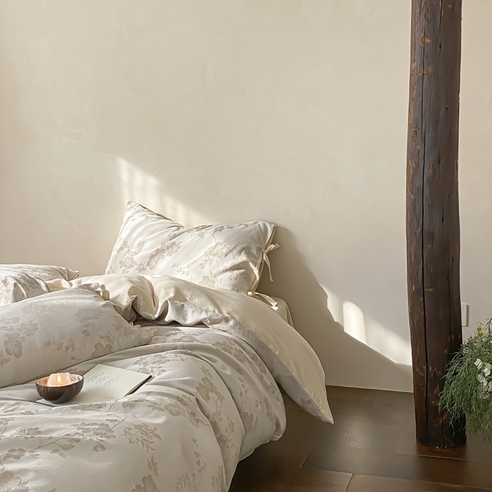 91家纺网 家纺一手货源 找家纺 宜代光年 2026新款棉麻人字纹提花四件套系列 蔷薇