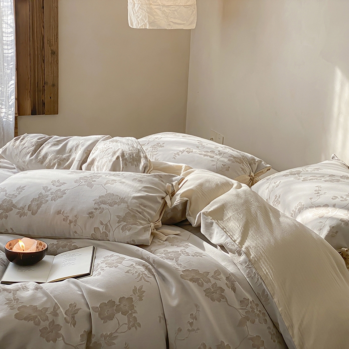 91家纺网 家纺一手货源 找家纺 宜代光年 2026新款棉麻人字纹提花四件套系列 蔷薇