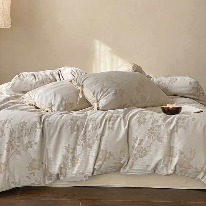 91家纺网 家纺一手货源 找家纺 宜代光年 2026新款棉麻人字纹提花四件套系列 蔷薇