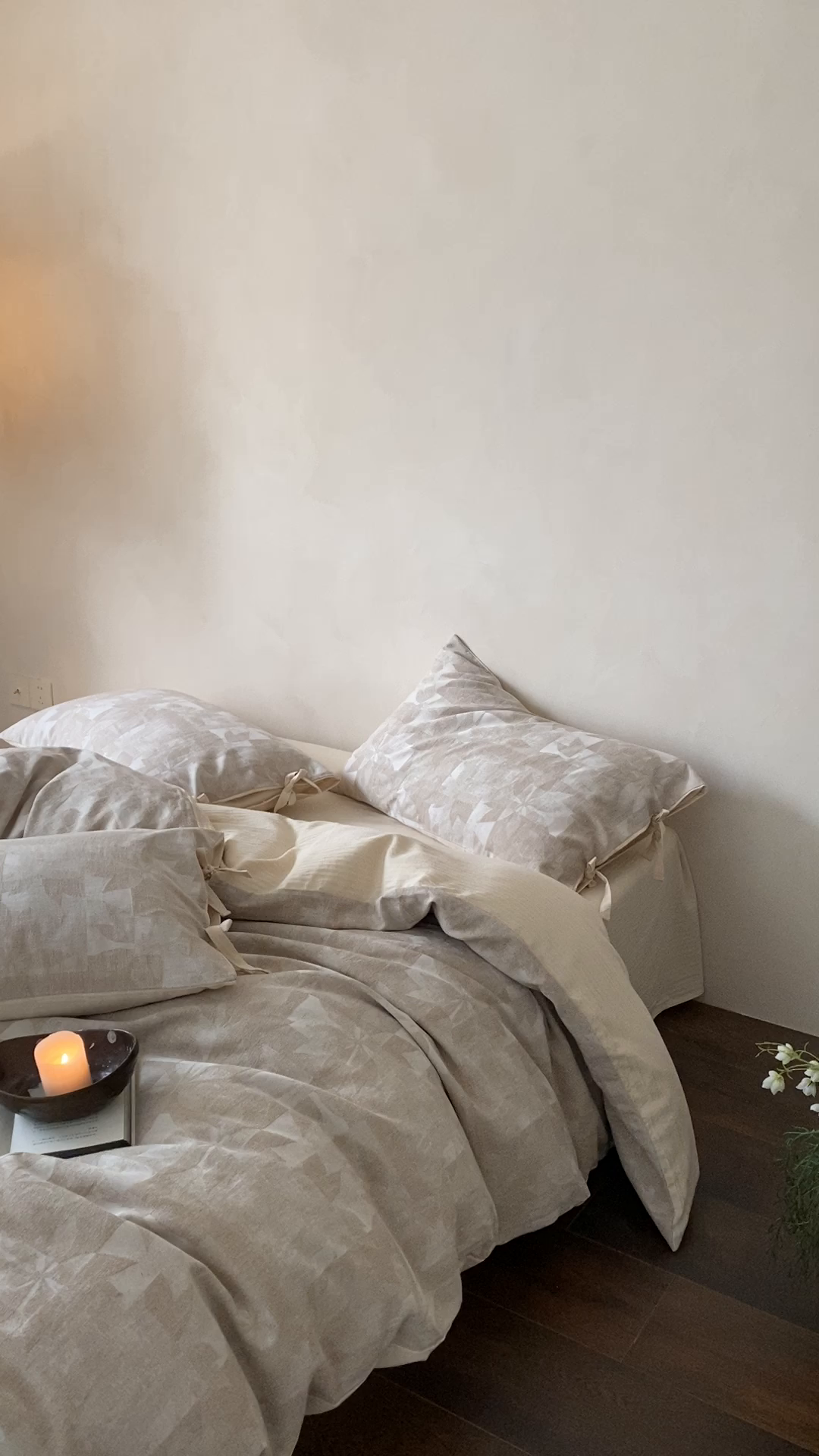 91家纺网 家纺一手货源 找家纺 （总）宜代光年 2026新款棉麻人字纹提花四件套系列