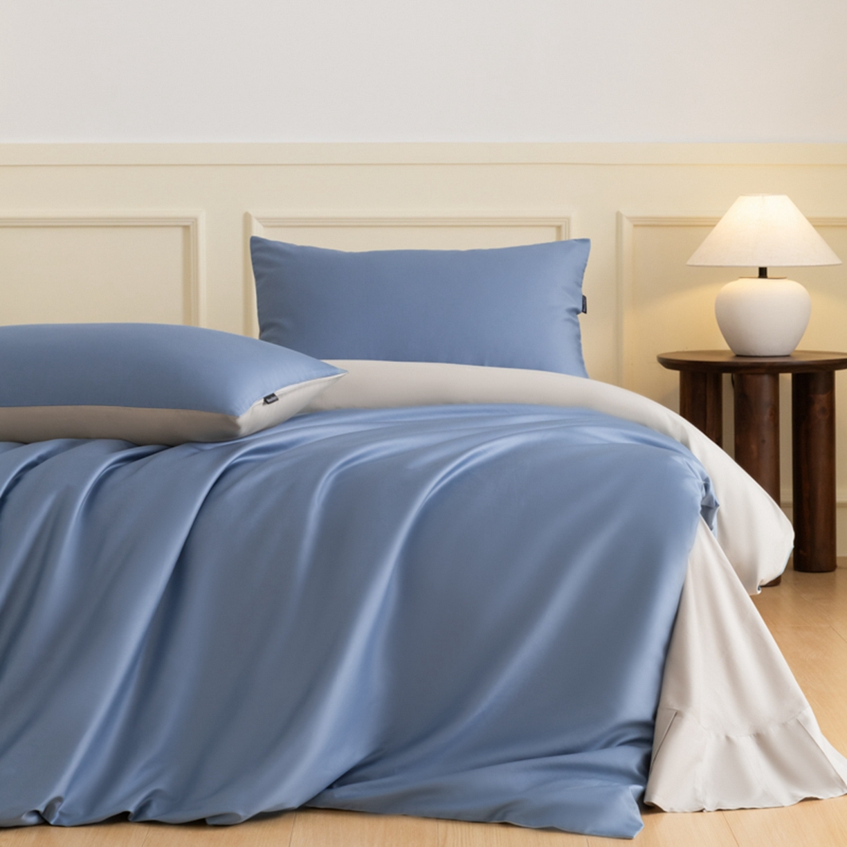 91家纺网 家纺一手货源 找家纺 秀色家纺 2026新款高端100pro新疆长绒棉床上四件套全棉纯棉四季纯色双拼高级感礼品团购四件套-米朵 米朵-静谧蓝+烟墨灰