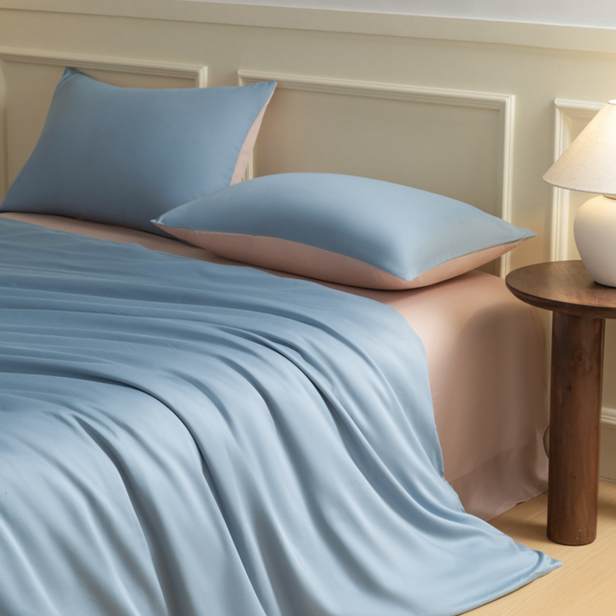 91家纺网 家纺一手货源 找家纺 秀色家纺 2026新款高端100pro新疆长绒棉床上四件套全棉纯棉四季纯色双拼高级感礼品团购四件套-米朵 米朵-蓝莓粉