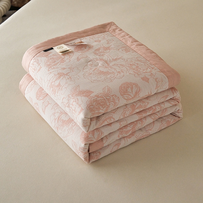 91家纺网 家纺一手货源 找家纺 宜代光年 2026新款60S水洗棉全棉纯棉三层纱色织提花夏被四件套系列 牡丹-粉