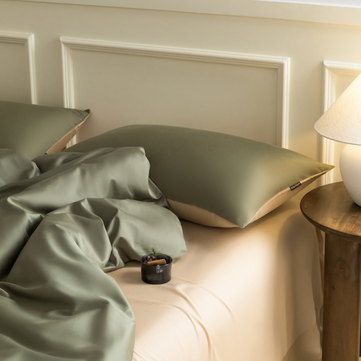 91家纺网 家纺一手货源 找家纺 秀色家纺 2026新款高端100pro新疆长绒棉床上四件套全棉纯棉四季纯色双拼高级感礼品团购四件套-米朵 米朵-琉璃香槟金