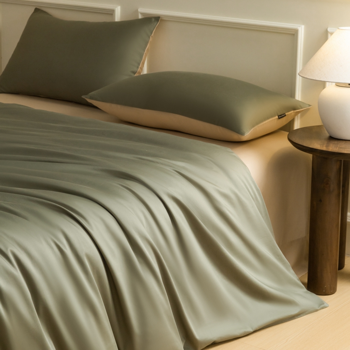 91家纺网 家纺一手货源 找家纺 秀色家纺 2026新款高端100pro新疆长绒棉床上四件套全棉纯棉四季纯色双拼高级感礼品团购四件套-米朵 米朵-琉璃香槟金