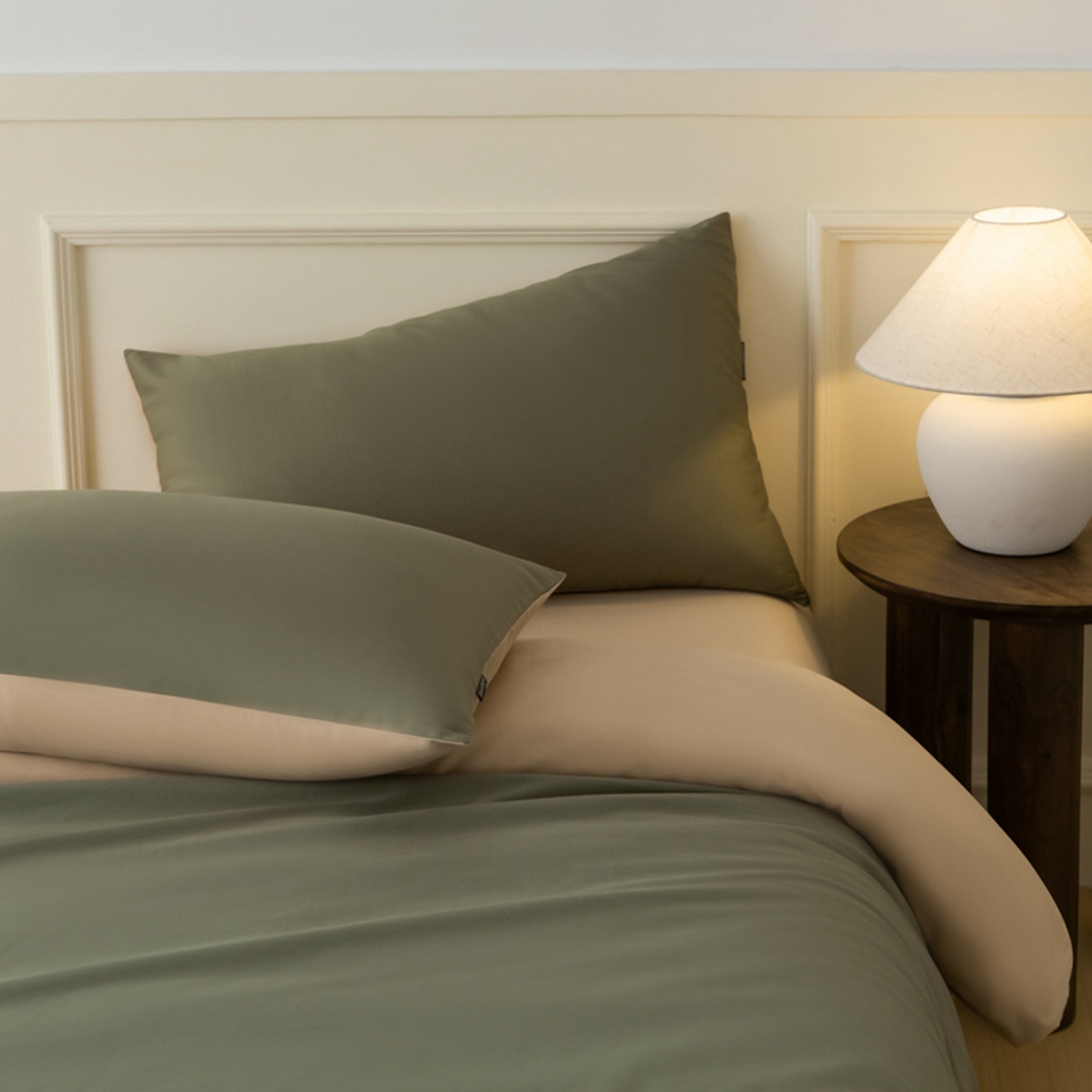 91家纺网 家纺一手货源 找家纺 秀色家纺 2026新款高端100pro新疆长绒棉床上四件套全棉纯棉四季纯色双拼高级感礼品团购四件套-米朵 米朵-琉璃香槟金