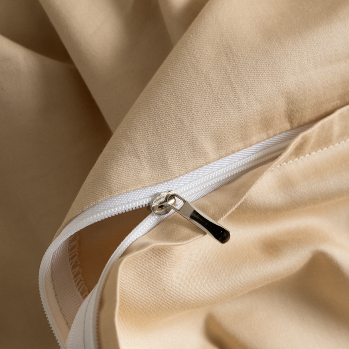 91家纺网 家纺一手货源 找家纺 秀色家纺 2026新款高端100pro新疆长绒棉床上四件套全棉纯棉四季纯色双拼高级感礼品团购四件套-米朵 米朵-琉璃香槟金