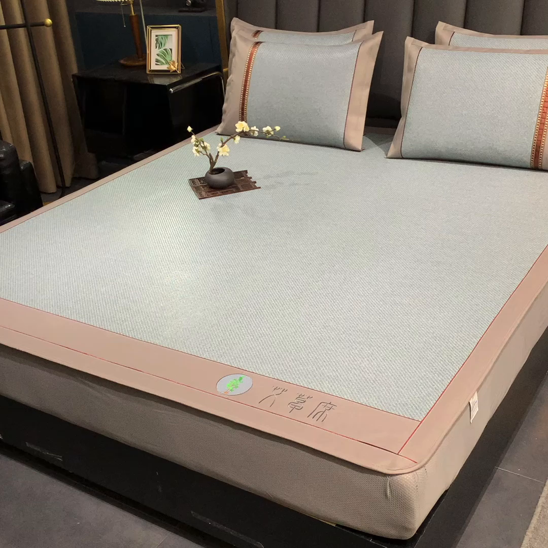 91家纺网 家纺一手货源 找家纺 小牛席业 2026新款加厚款-经典艾草养生席（床笠款） 艾草养生席-床笠款-冰蓝