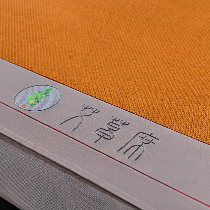 91家纺网 家纺一手货源 找家纺 小牛席业 2026新款加厚款-经典艾草养生席（床笠款） 艾草养生席-床笠款-红棕