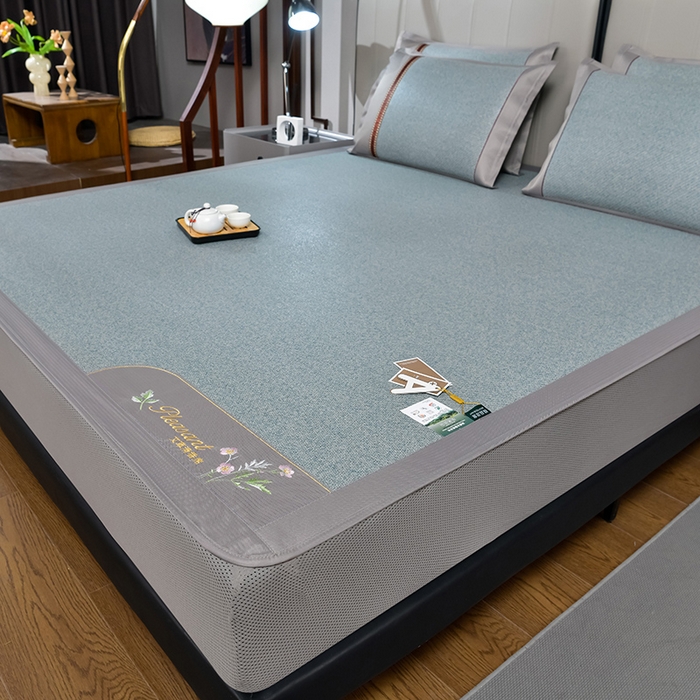 91家纺网 家纺一手货源 找家纺 小牛席业 2026新款加厚款-艾草清新养生席（床笠款） 加厚款-艾草清香养生（床笠款）-冰蓝