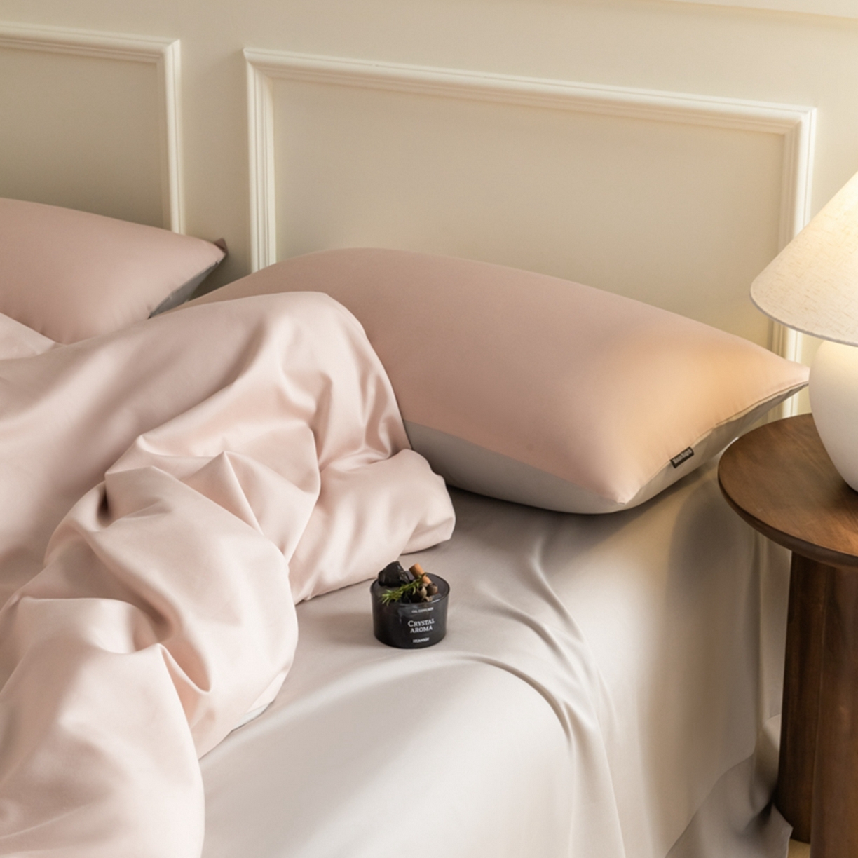 91家纺网 家纺一手货源 找家纺 秀色家纺 2026新款高端100pro新疆长绒棉床上四件套全棉纯棉四季纯色双拼高级感礼品团购四件套-米朵 米朵-蕊粉灰