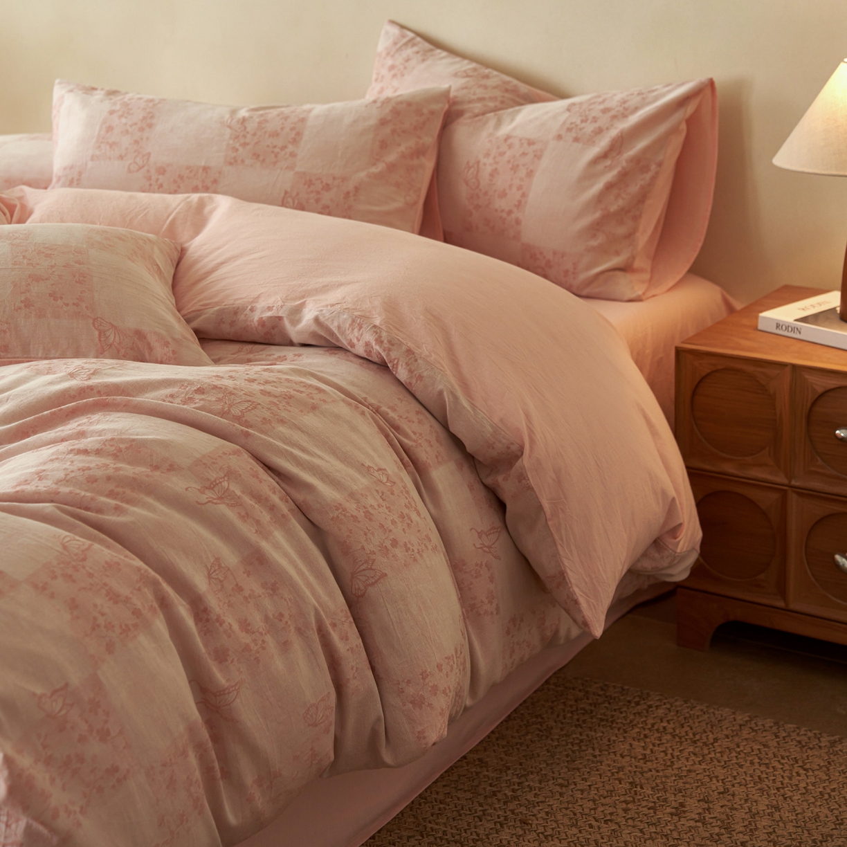 91家纺网 家纺一手货源 找家纺 如一 2026新款色织提花全棉水洗棉四件套第三批 蝶漫-粉