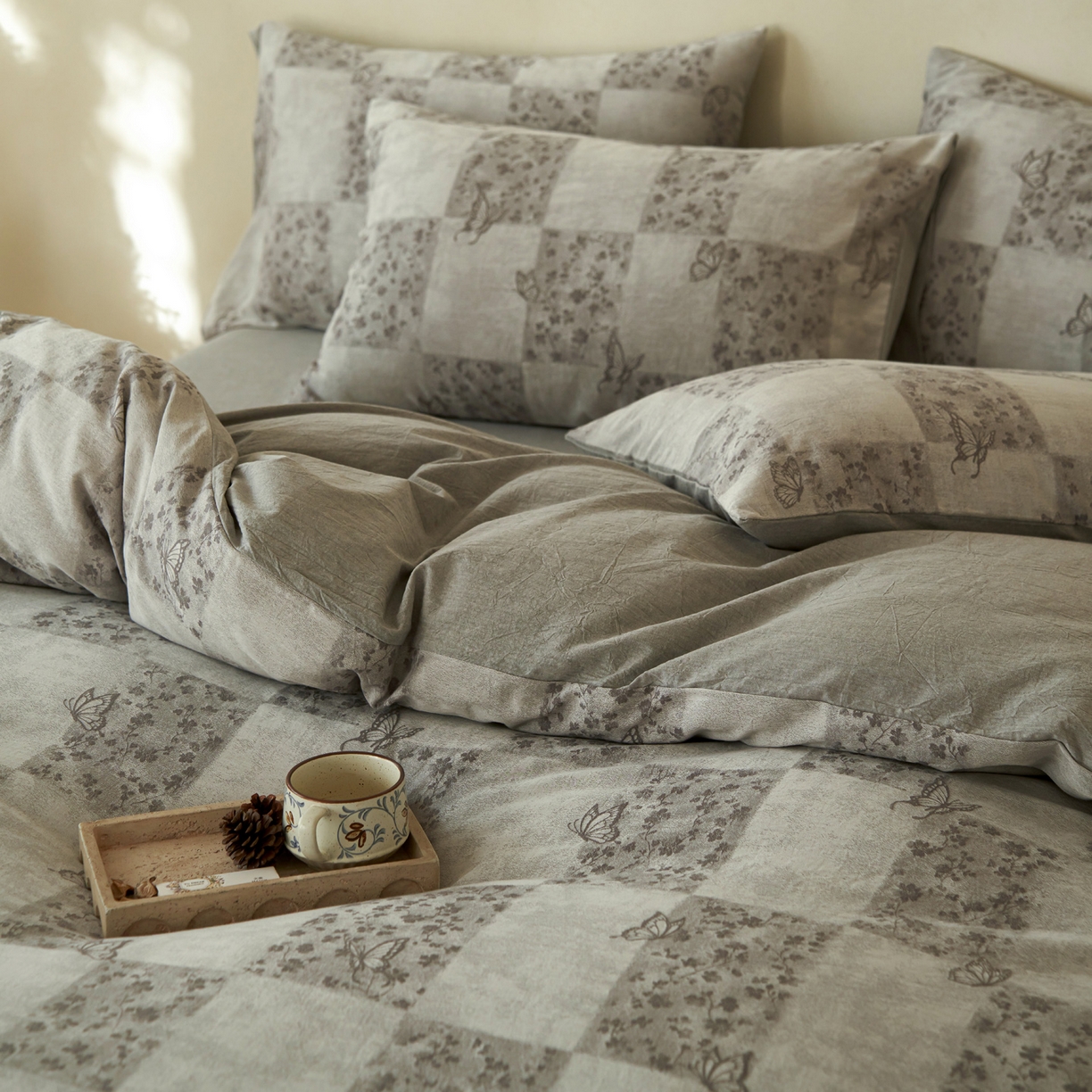 91家纺网 家纺一手货源 找家纺 如一 2026新款色织提花全棉水洗棉四件套第三批 蝶漫-灰