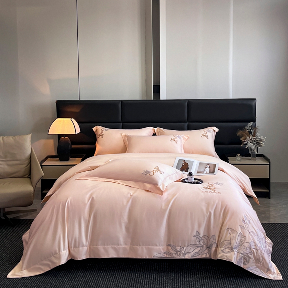 91家纺网 家纺一手货源 找家纺 金牛座家纺 2026新款新疆长绒棉全棉纯棉刺绣四件套-百合系列 百合-淡雅粉