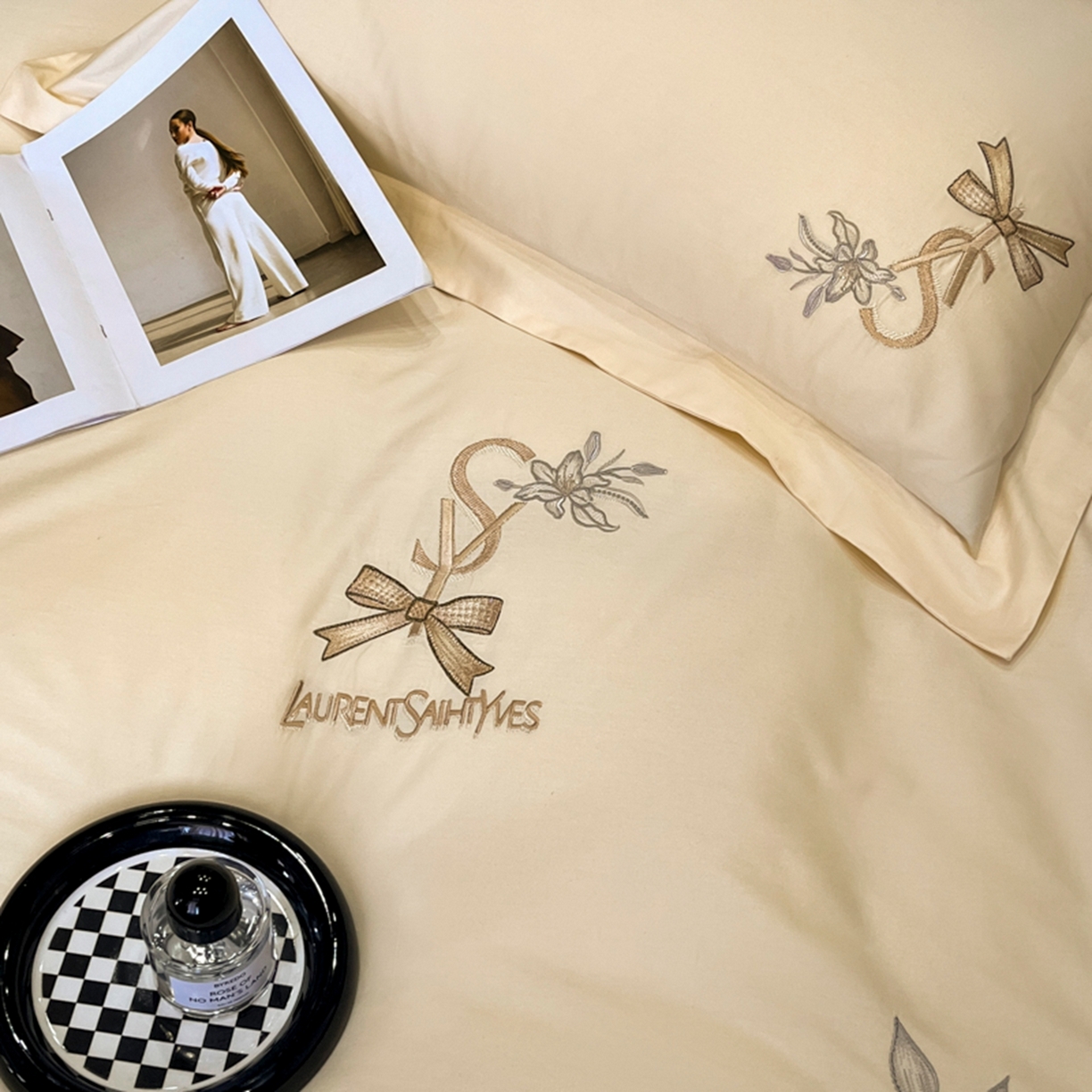 91家纺网 家纺一手货源 找家纺 金牛座家纺 2026新款新疆长绒棉全棉纯棉刺绣四件套-百合系列 百合-奶昔白