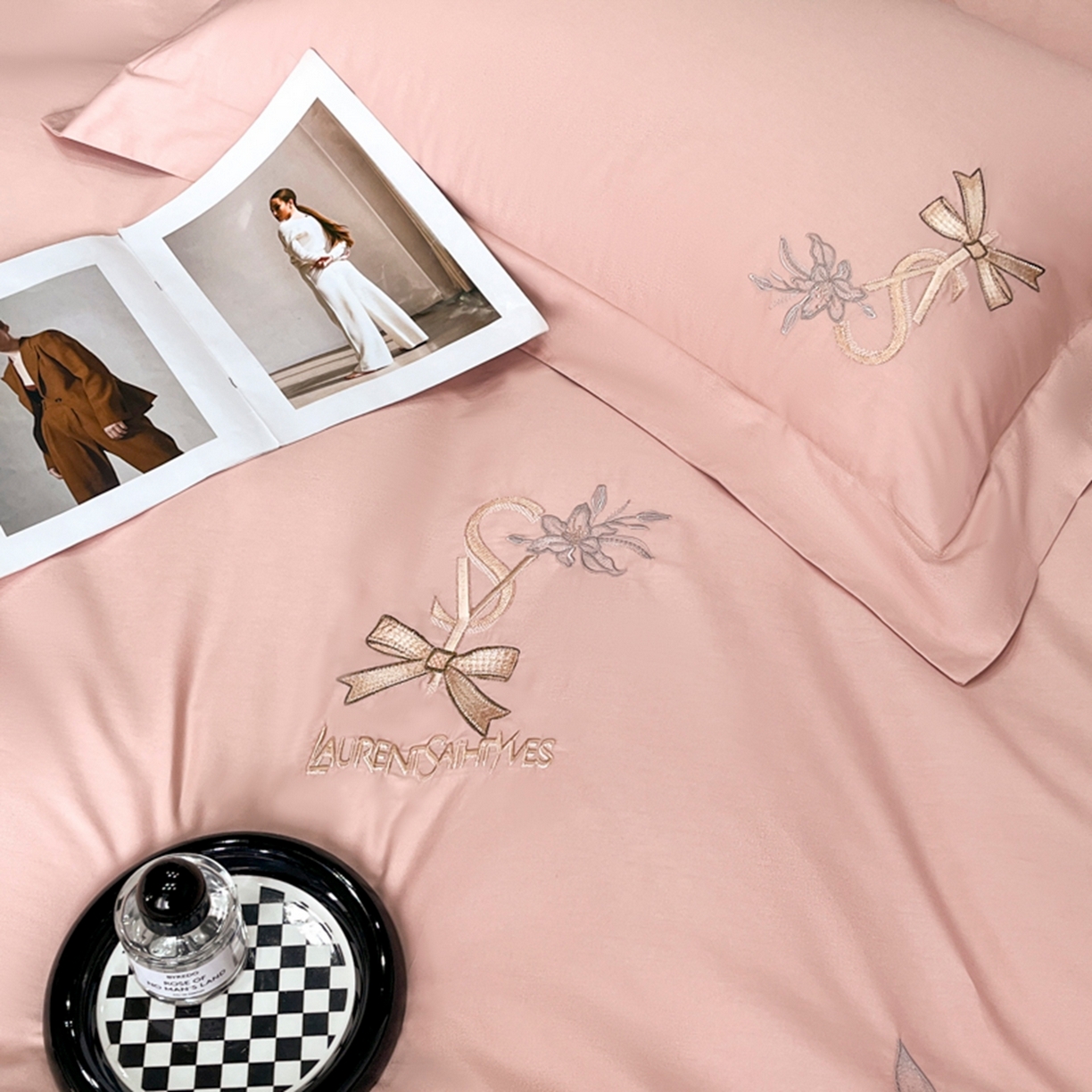 91家纺网 家纺一手货源 找家纺 金牛座家纺 2026新款新疆长绒棉全棉纯棉刺绣四件套-百合系列 百合-浅豆沙