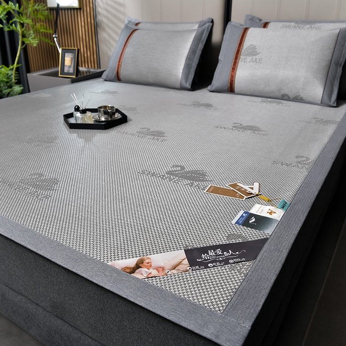 91家纺网 家纺一手货源 找家纺 小牛席业 2026新款加厚天鹅冰藤席系列 加厚款-天鹅冰藤席（浅灰）