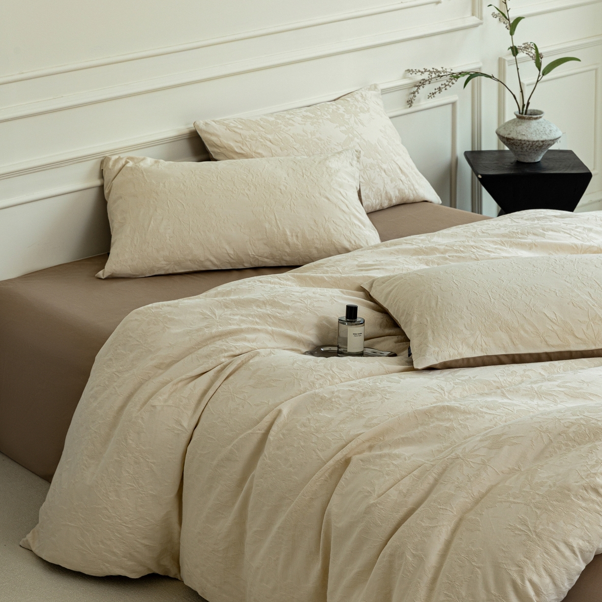 91家纺网 家纺一手货源 找家纺 （总）宜代光年 2026年新款全棉厚织提花四件套系列（第一批花型）极有家花型