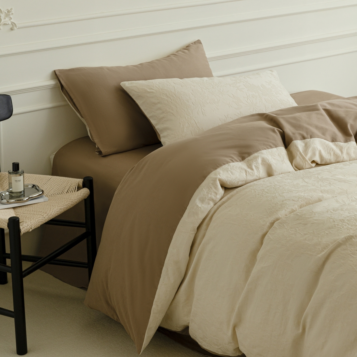 91家纺网 家纺一手货源 找家纺 （总）宜代光年 2026年新款全棉厚织提花四件套系列（第一批花型）极有家花型