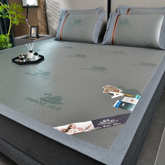 91家纺网 家纺一手货源 找家纺 小牛席业 2026新款加厚天鹅冰藤席系列 加厚款-天鹅冰藤席（墨绿）