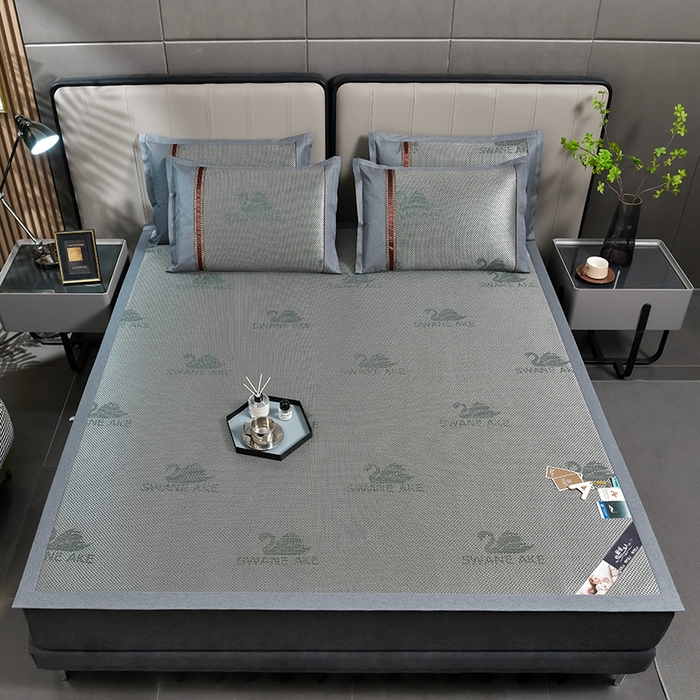 91家纺网 家纺一手货源 找家纺 小牛席业 2026新款加厚天鹅冰藤席系列 加厚款-天鹅冰藤席（墨绿）