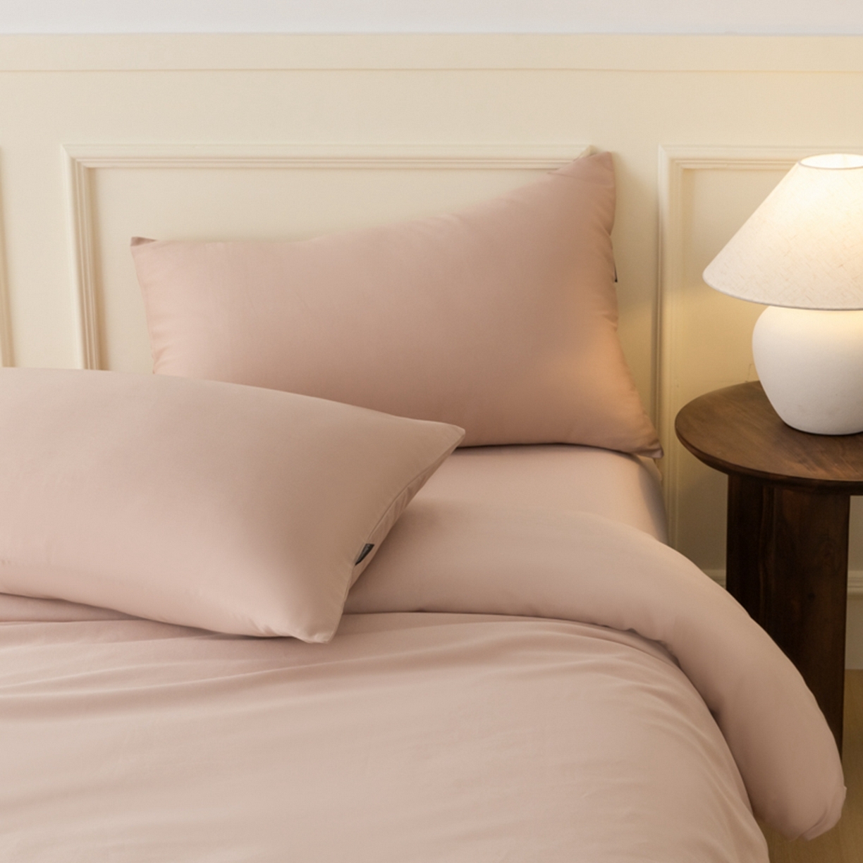 91家纺网 家纺一手货源 找家纺 秀色家纺 2026新款高端100pro新疆长绒棉床上四件套全棉纯棉四季纯色双拼高级感礼品团购四件套-米朵 米朵-茱萸粉